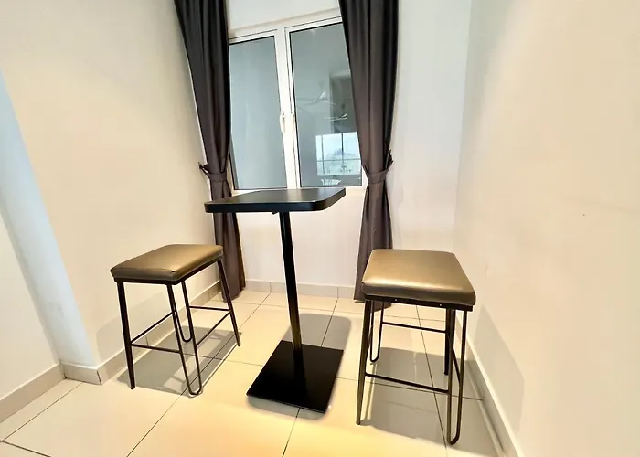 O2 1-10Pax Pavilion Bukit Jalil 3Room Balcony Wifi