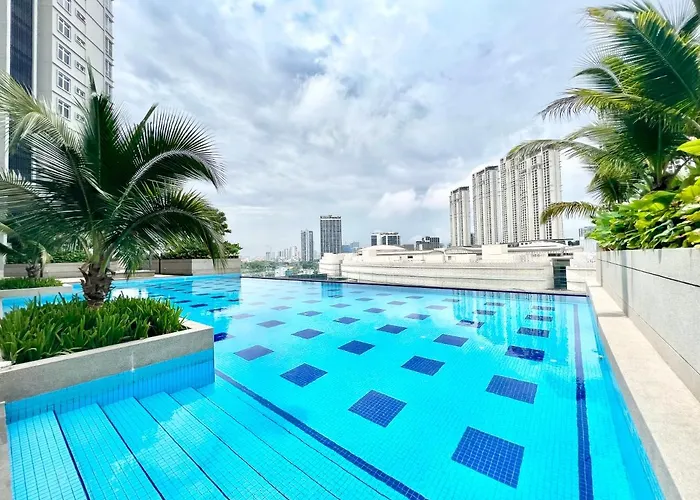 O2 1-10Pax Pavilion Bukit Jalil 3Room Balcony Wifi