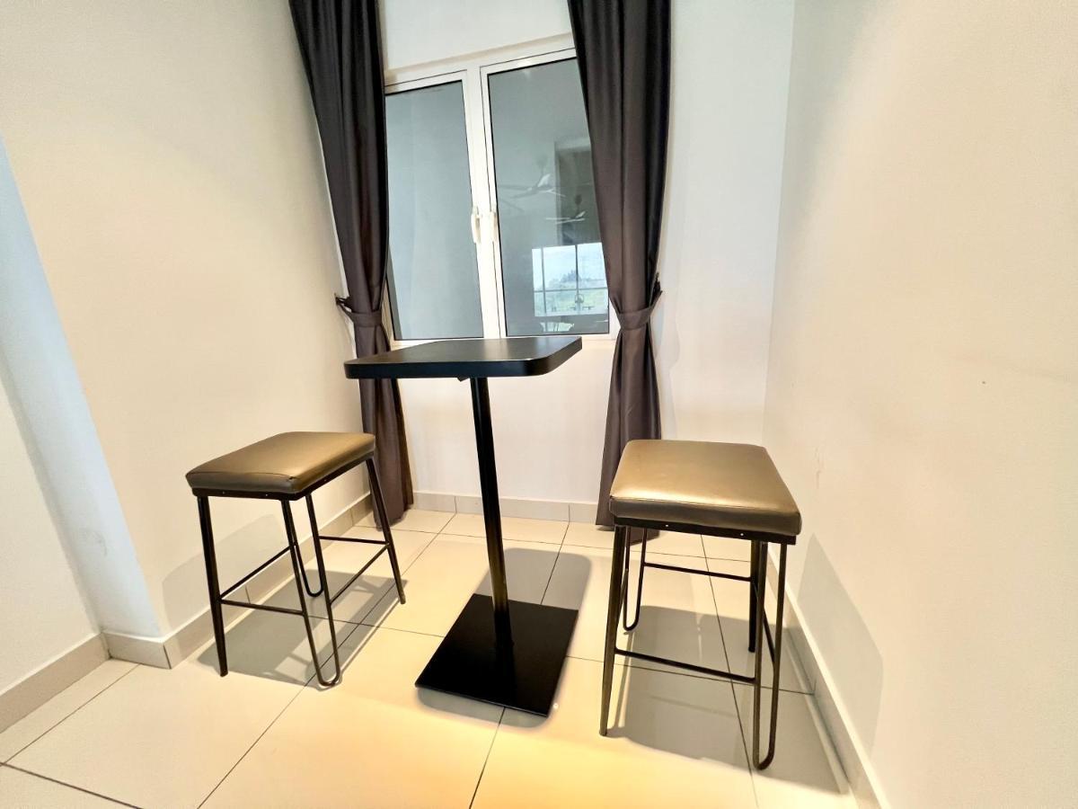 O2 1-10pax Pavilion Bukit Jalil 3room Balcony Wifi Pangsapuri