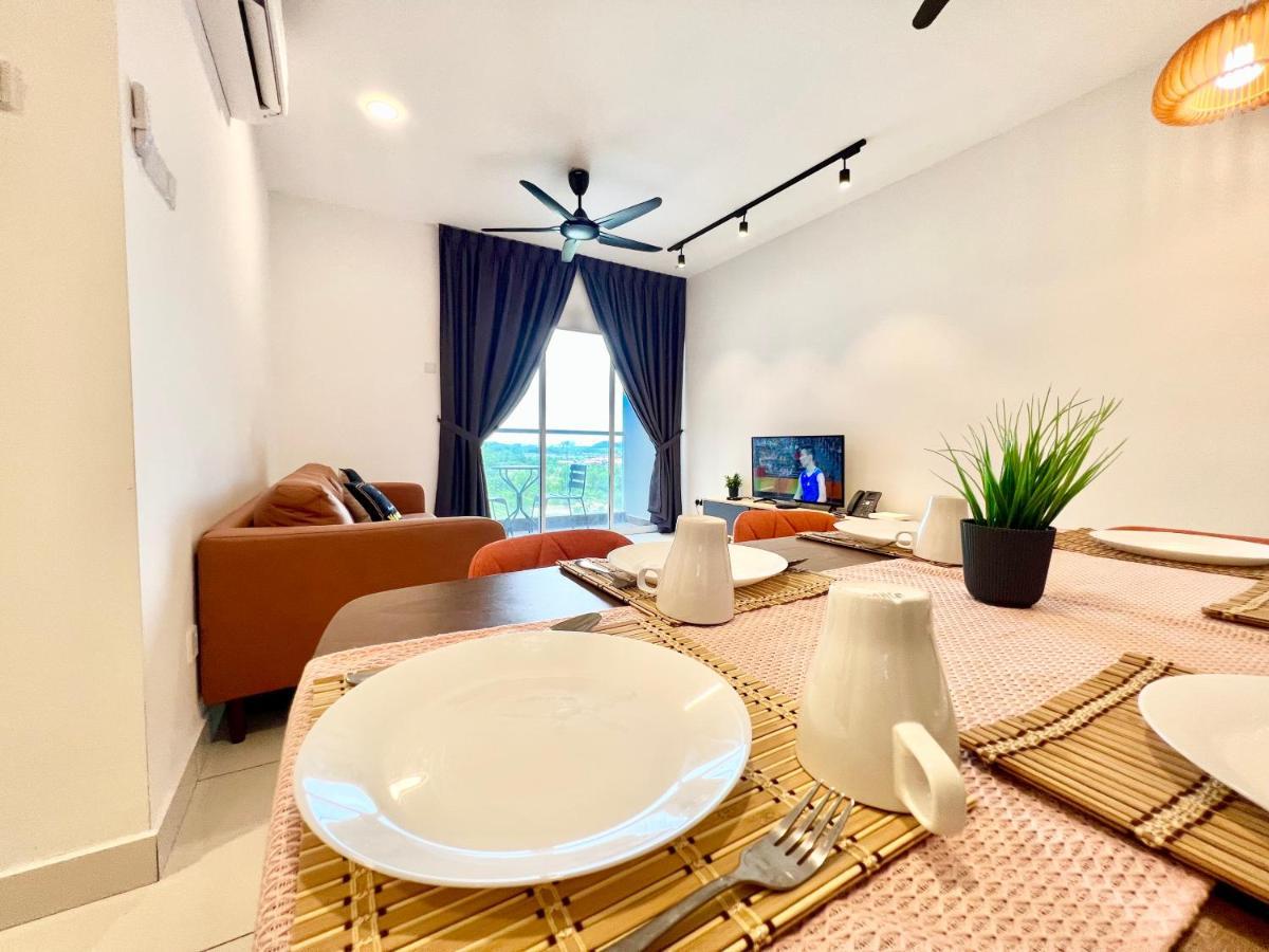 O2 1-10pax Pavilion Bukit Jalil 3room Balcony Wifi * Kuala Lumpur
