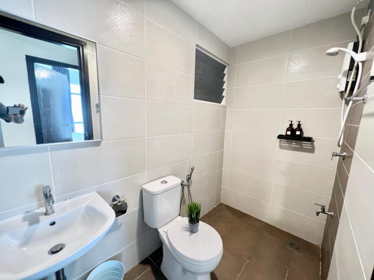 Apartment O2 1-10pax Pavilion Bukit Jalil 3room Balcony Wifi *